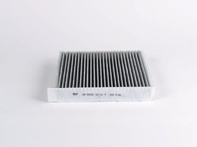 Фильтр салона VOLVO S60, S80, V70, XC 90, XC70 00-- (угольный) 