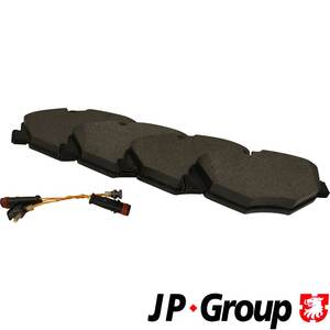 Тормозные колодки передние MB W211 02-- (Датчик: нет)