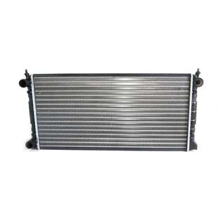 Радиатор основной VW PASSAT 88-- 2.0 [630-320-34]