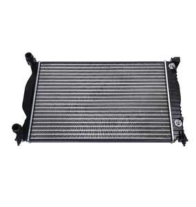 Радиатор основной AUDI A4, A6 00-- 1.6-2.0 [630-415-24] AT